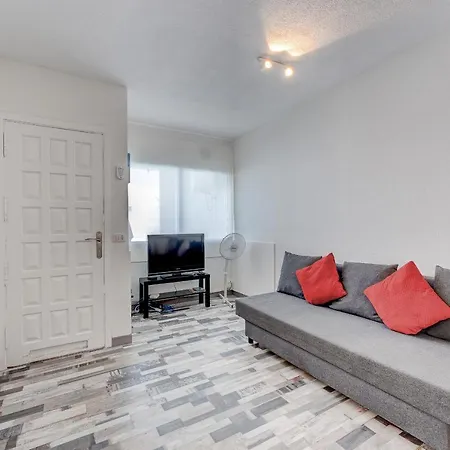 Aparthotel Cozy In 3*